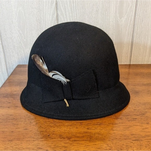 VTG Wool Felt Cloche W/Feather Bow EUC 20s OSFM - Picture 6 of 7